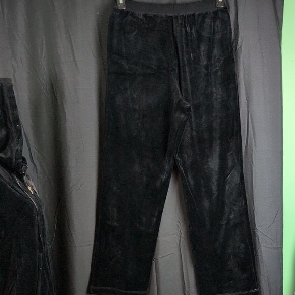 Chic Black Velour Hoodie and Pants Set. By Design Sport. S/L. NWT. - Picture 9 of 12